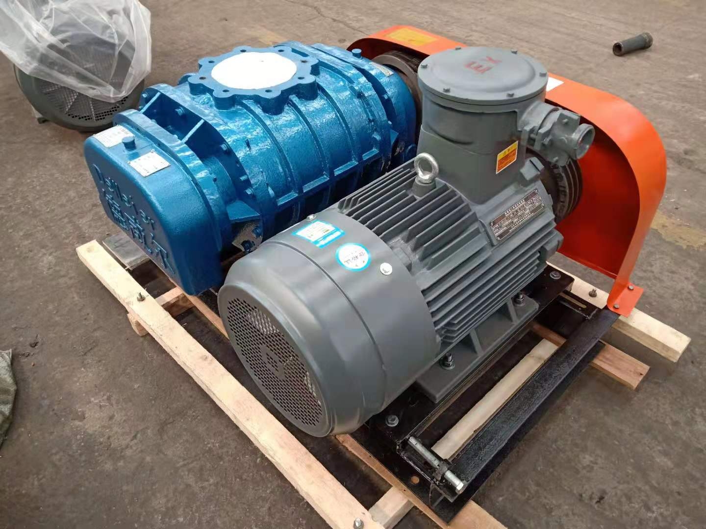 特氟龍防腐羅茨風機實拍圖片 特氟龍防腐羅茨風機實拍圖片